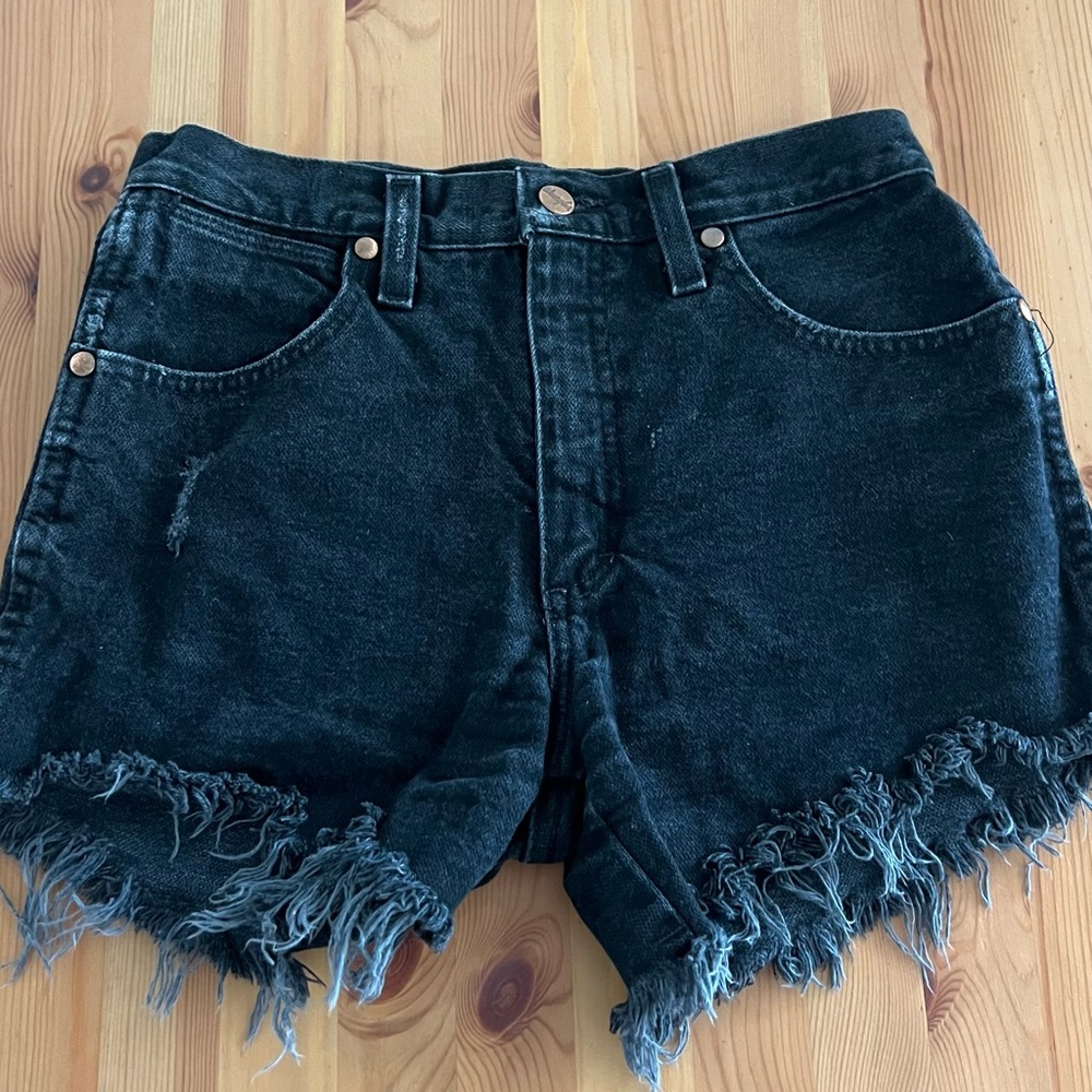 Wrangler Black Frayed Denim Shorts - Picture 1 of 8